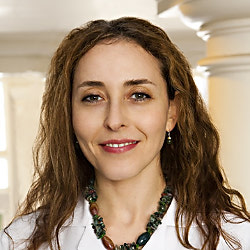 Faina Nakhlis, MD practices Breast Surgery in Boston